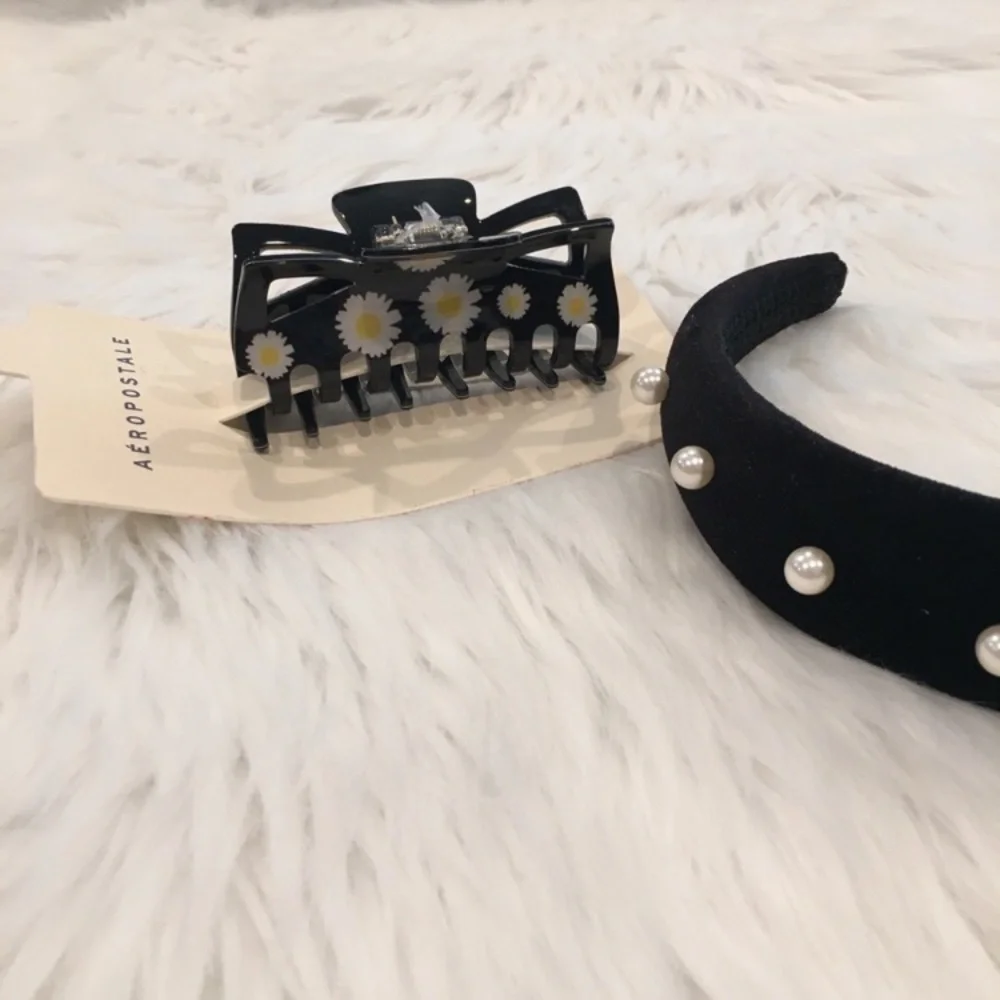 Velvet Head Band w/ Faux Pearls & Clip Set